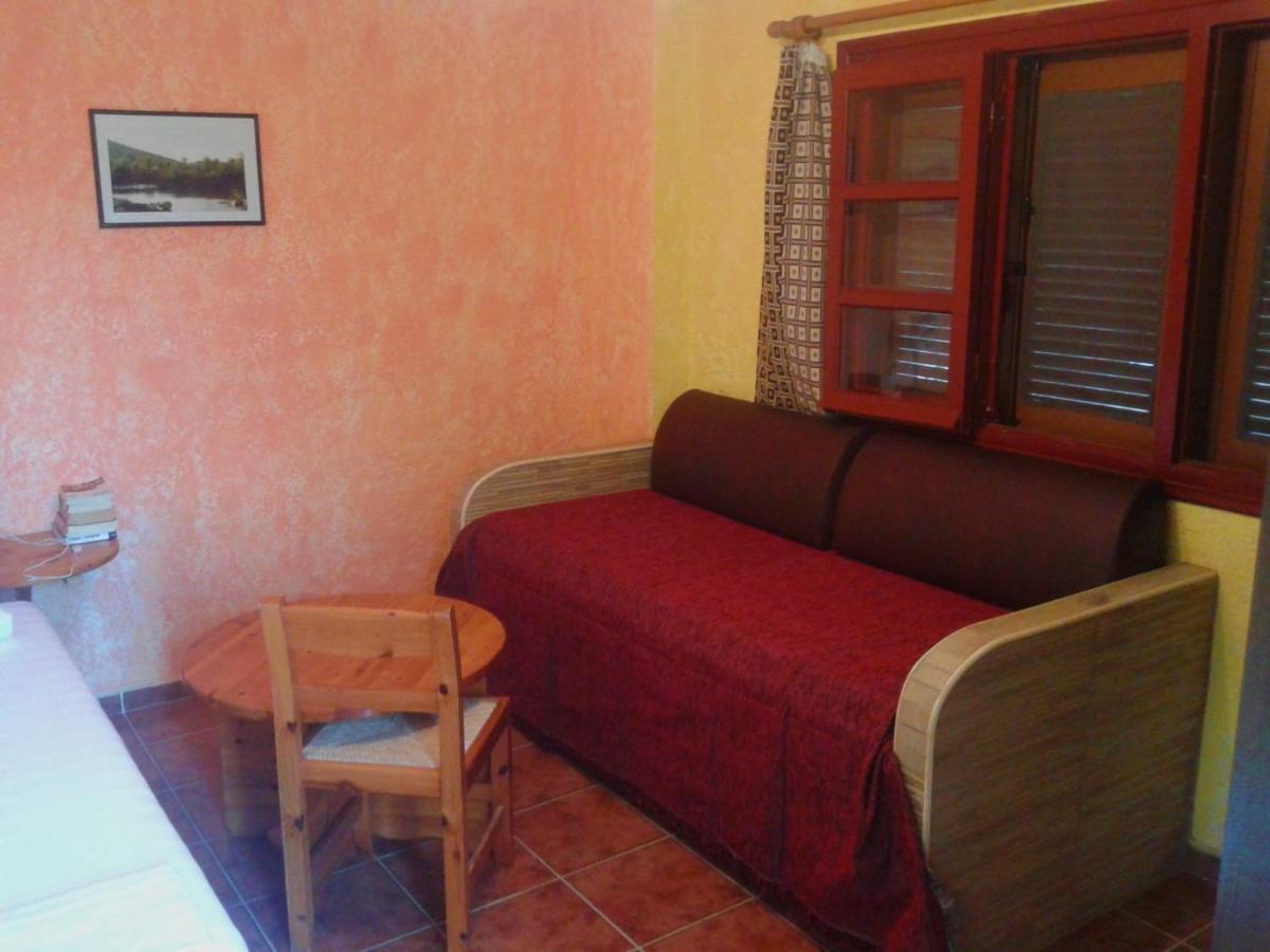 Sunrise Apartments باليكاسترون المظهر الخارجي الصورة