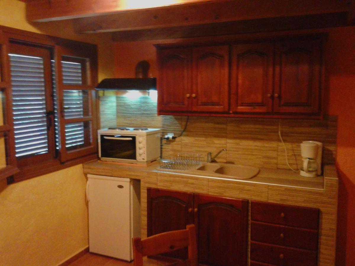 Sunrise Apartments باليكاسترون المظهر الخارجي الصورة