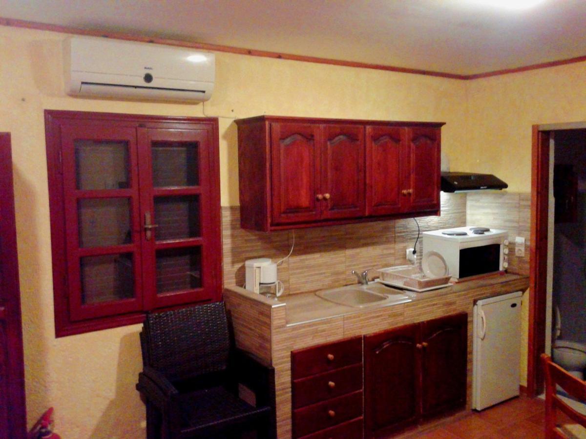 Sunrise Apartments باليكاسترون المظهر الخارجي الصورة